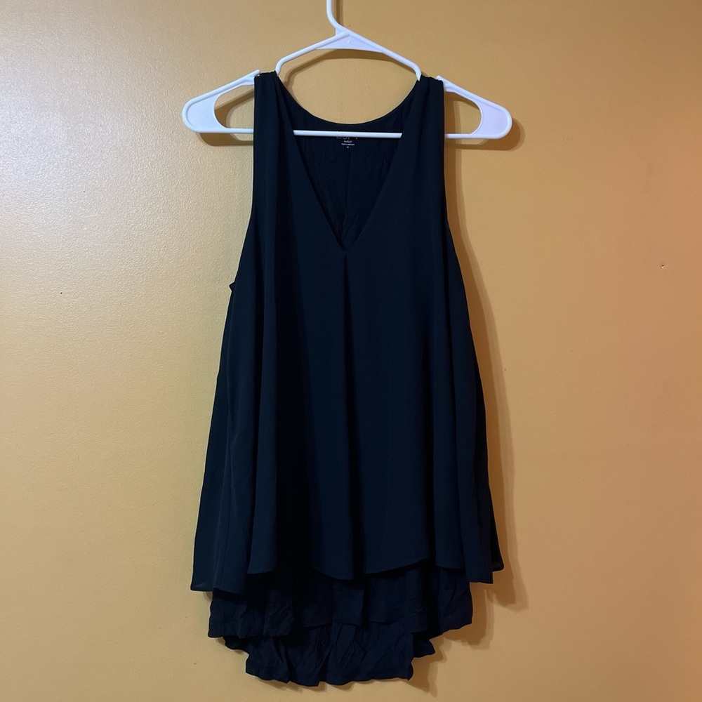 Elegant Black Sleeveless Blouse